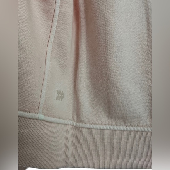 NWT super soft zip hoodie with thumb holes size large - Picture 3 of 3